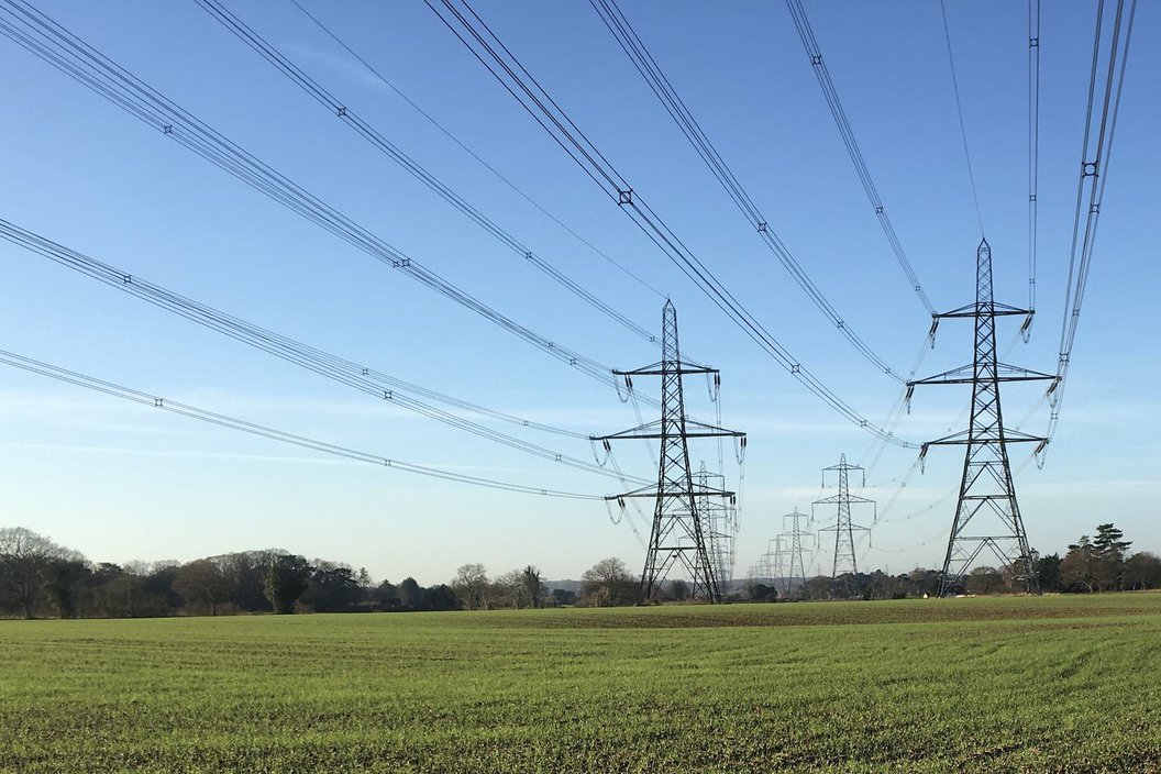 pylons-62791.jpg